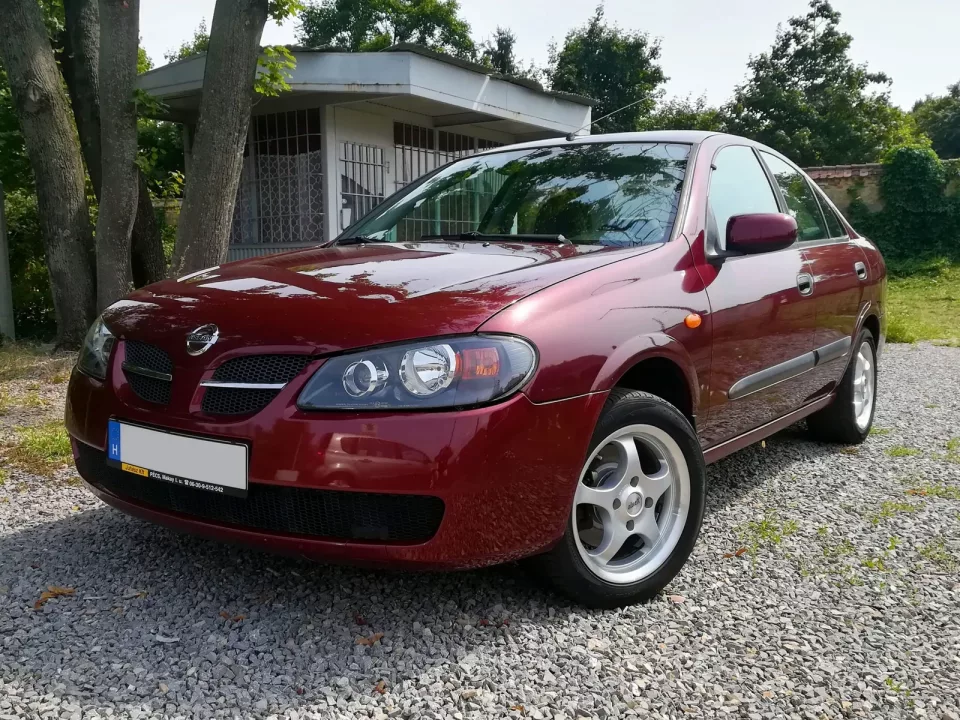 Nissan Almera 1.5