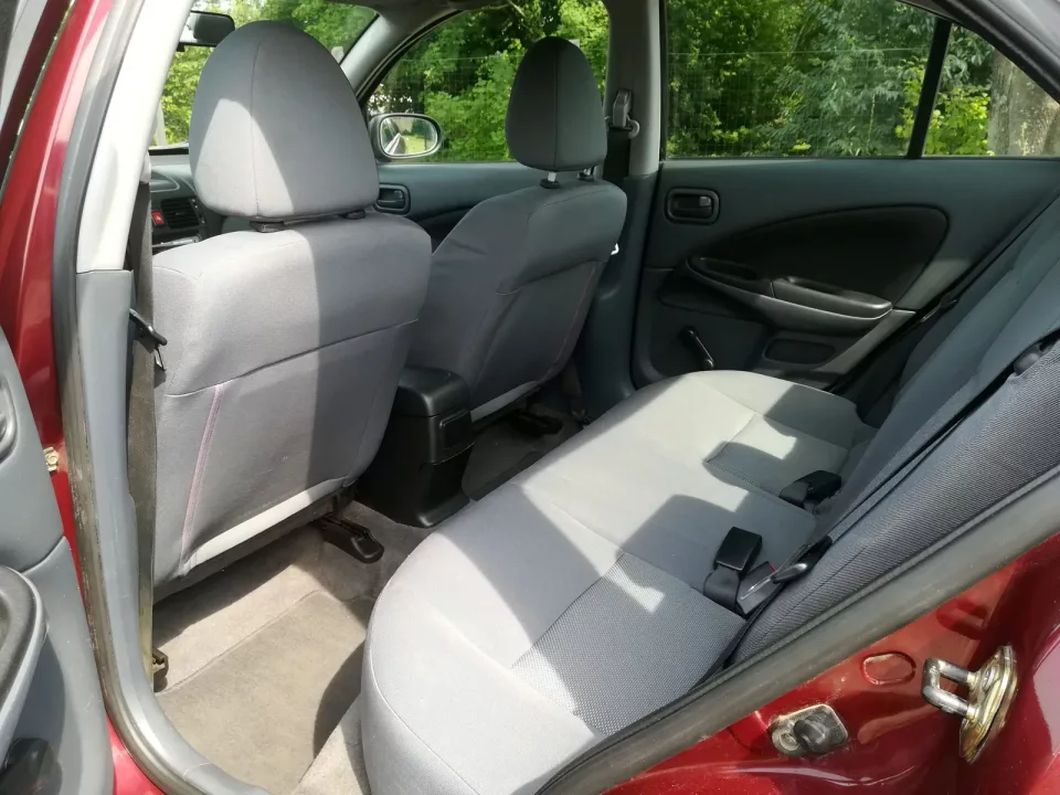 Nissan Almera 1.5