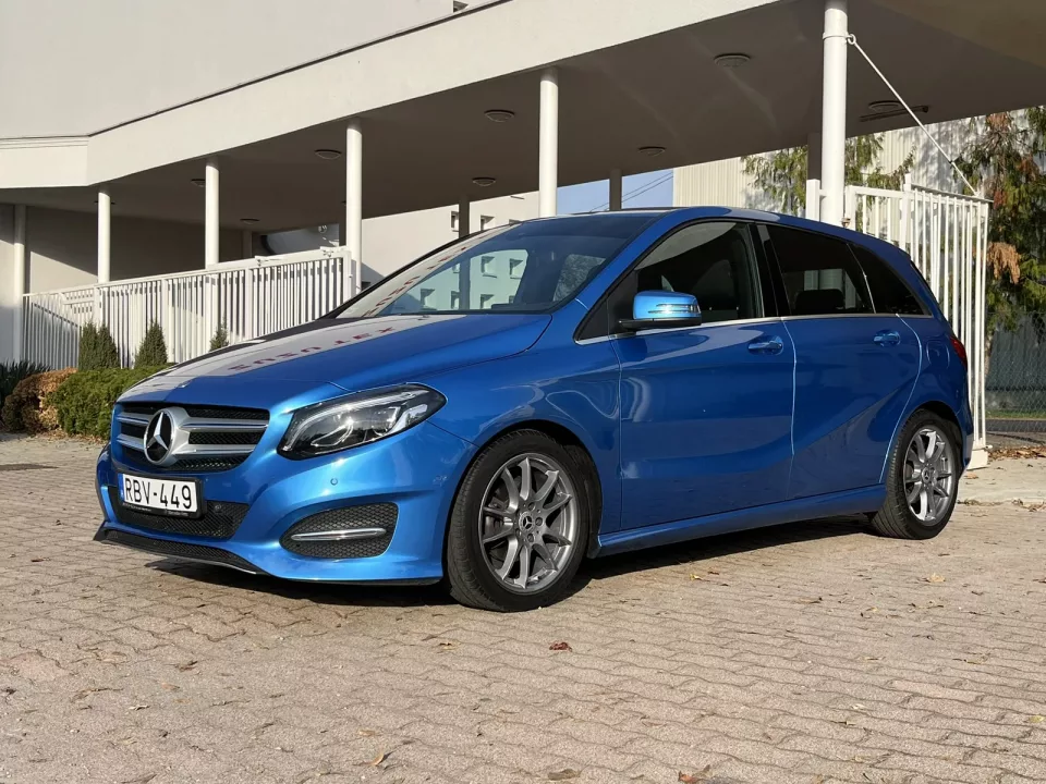 Mercedes-Benz B180d AMG Line